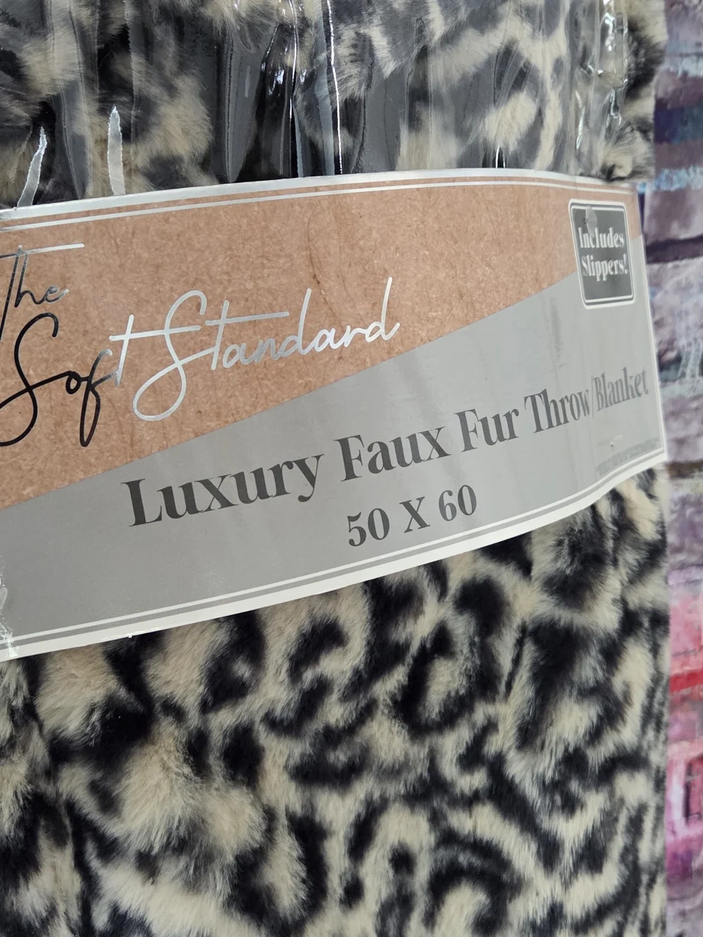 Luxury Leopard Print Faux Fur Throw Blanket- Slippers Included